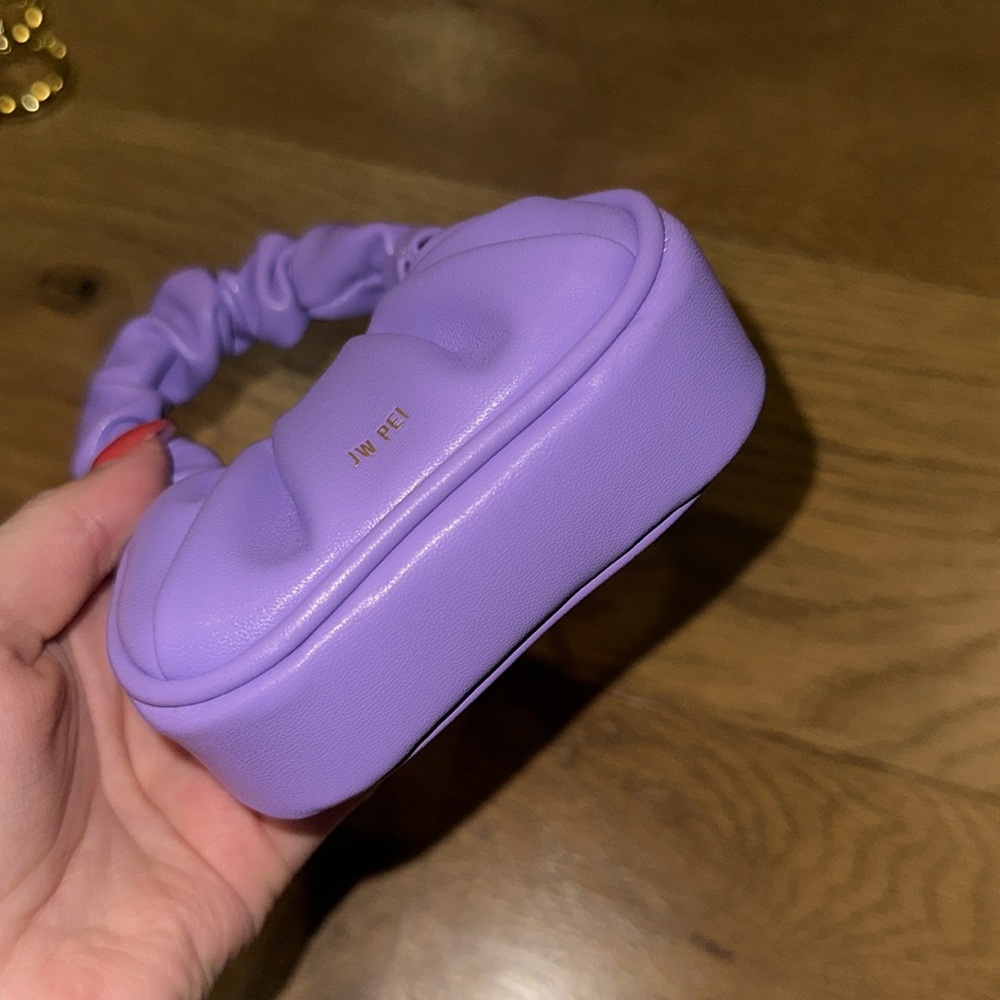 Purple Ruched Handbag - Picture 5 of 6